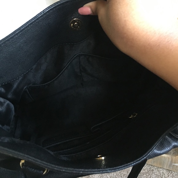 LIMITED EDITION- Michael Kors Bag & Wallet Set! - Picture 4 of 8